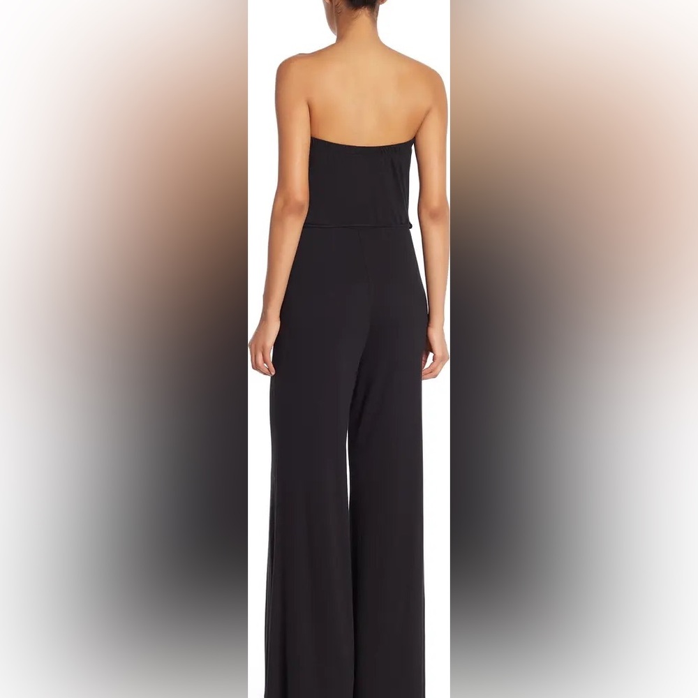 Strapless Tube Jumpsuit
GO COUTURE